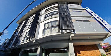 Rudhil's Place Hotel