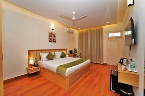 Maashpi Hotel & Resort