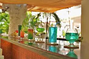 Maashpi Hotel & Resort