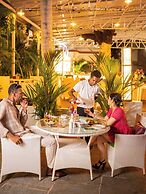 Maashpi Hotel & Resort