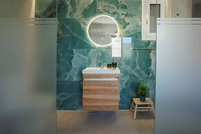 Anemos Deluxe Suites - Ostria