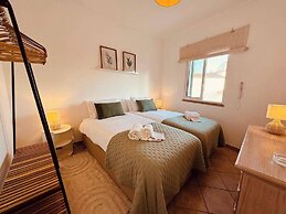 Cosy 3 bed Apartment Albufeira Old Town