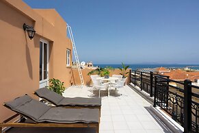 ANEMOS DELUXE SUITES - MAISTROS