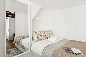 Cozy Getaway in Le Marais Heart of Paris