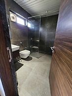 Club Azzurro Resort - Nalsarovar