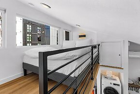 Echo Loft: A Modern Escape