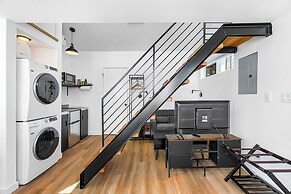 Echo Loft: A Modern Escape
