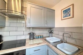 Kenegie- HMH Kenegie View Bright Cheerful 2 bed
