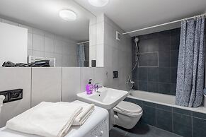 Charming loft-studio apart with parking