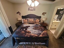 The Bear Den
