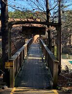 The Bear Den