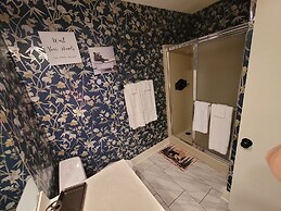 The Bear Den