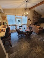 The Bear Den
