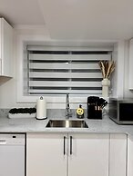 Levida Living - Cozy 2 Bedroom Suite at the Heart of Langley