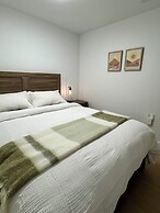 Levida Living - Cozy 2 Bedroom Suite at the Heart of Langley