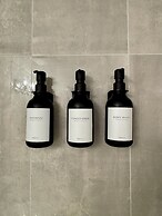 Levida Living - Cozy 2 Bedroom Suite at the Heart of Langley