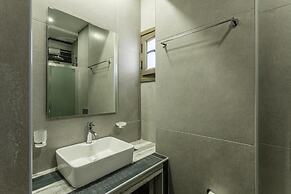 Lefkis apartments & studios