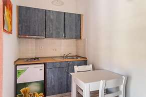 Lefkis apartments & studios