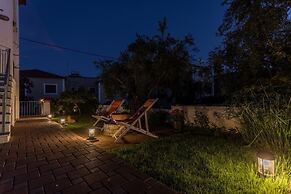 Lefkis apartments & studios