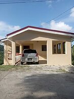 Room-near air and Ferry Ports, Shops & b