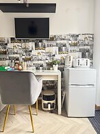1br-sleeps2-parking-nearlondon-central