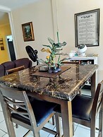 Dalley's Cozy Apartments