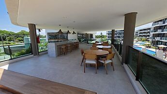 Makia Beach Exp 08A by La Playa