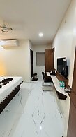 HOTEL MITHRA GRAND
