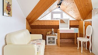 Namhae Montmartre Pension