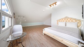 Namhae Montmartre Pension