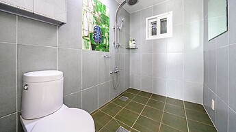 Namhae Montmartre Pension