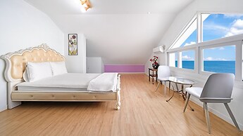 Namhae Montmartre Pension