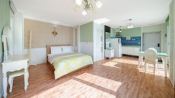 Namhae Montmartre Pension