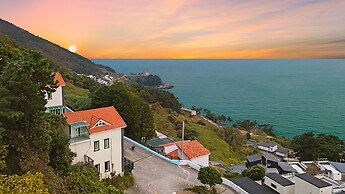 Namhae Montmartre Pension