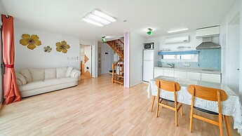 Namhae Montmartre Pension