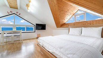 Namhae Montmartre Pension