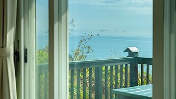 Namhae Montmartre Pension