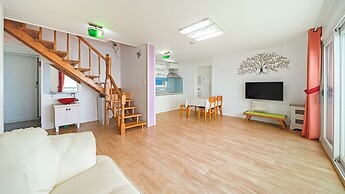 Namhae Montmartre Pension