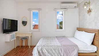 Namhae Montmartre Pension