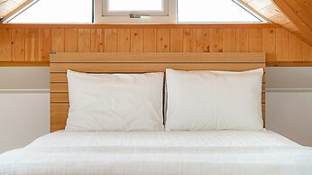 Namhae Montmartre Pension