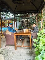 Hotel Middle Path and Spa