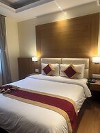 Hotel Middle Path and Spa