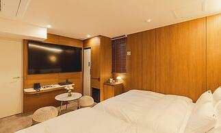 Chuncheon Hound Hotel Namchuncheon Station