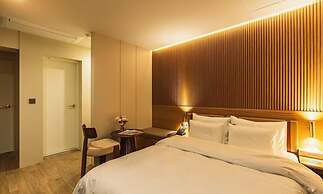 Chuncheon Hound Hotel Namchuncheon Station