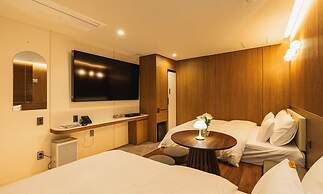 Chuncheon Hound Hotel Namchuncheon Station