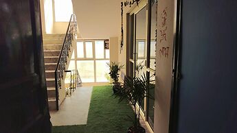 Blue Pearl Luxury By GRB