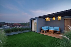 Private Pool Vila 8B Close Melasti Beach