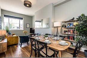 Host Stay Catharine Quarters