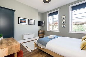 Host Stay Catharine Quarters