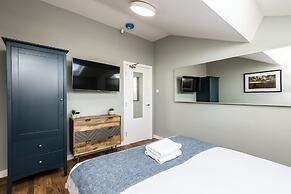 Host Stay Catharine Quarters